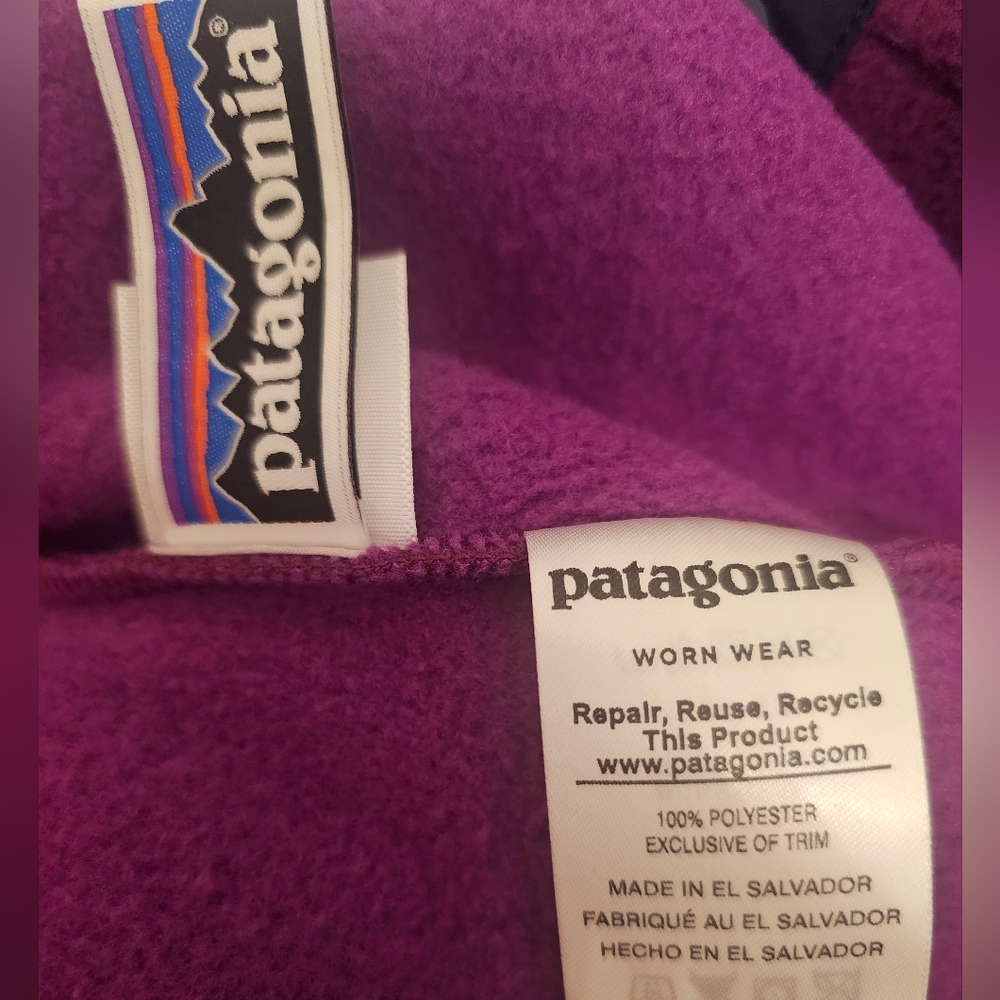 Patagonia Synchilla Kids Sweatshirt in Burgundy and Purple - Picture 5 of 5